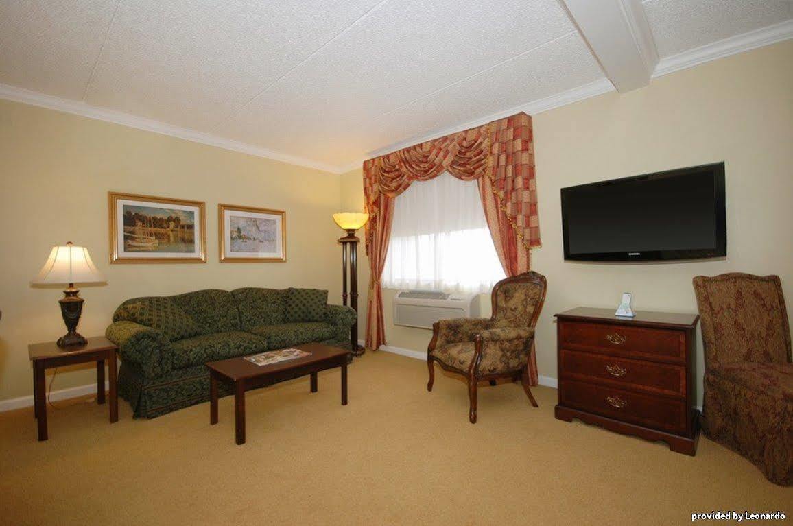 Best Western PLUS Franklin Square Inn Troy Zimmer foto